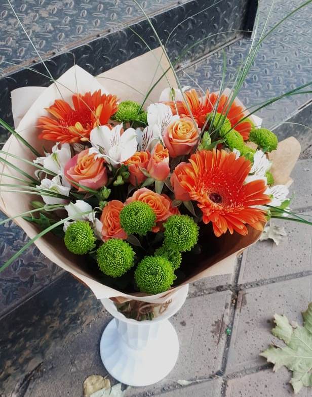 Букет цветов из: Герберы, Хризантемы, Альстромерии и Розы в Ельце
