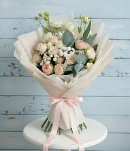 Букет цветов из:  Розы и Лизиантусы #REPLACE_PRED# Ельце