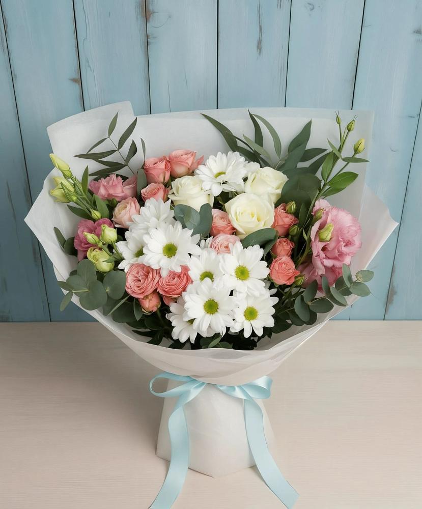 Букет цветов из: Розы, Лизиантусы и Хризантемы в Ельце