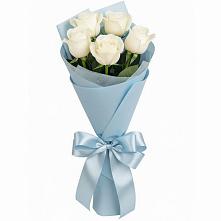Букет 5 Белых роз Проуд в Ельце