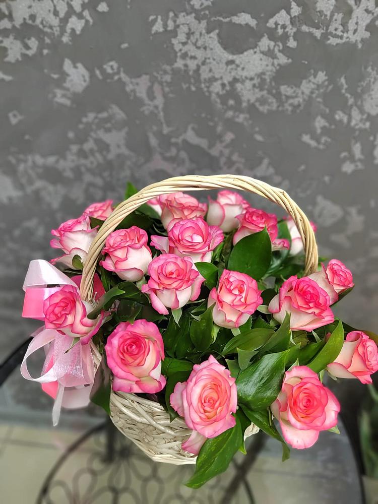 Цветочная композиция из Розы в корзине в Ельце