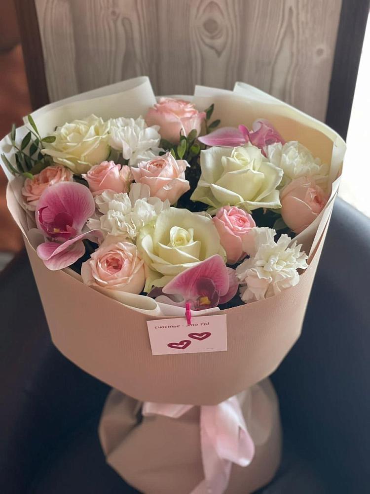 Букет цветов из: Орхидеи, Розы и Гвоздики в Ельце