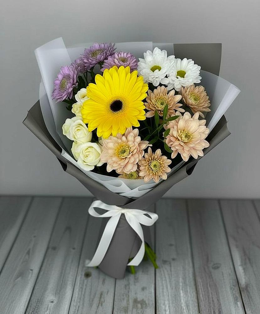 Букет цветов из: Розы, Герберы и Хризантемы в Ельце