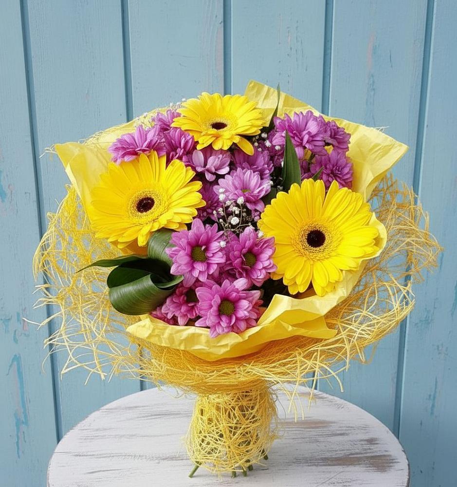Букет цветов из: Хризантемы и Герберы в Ельце