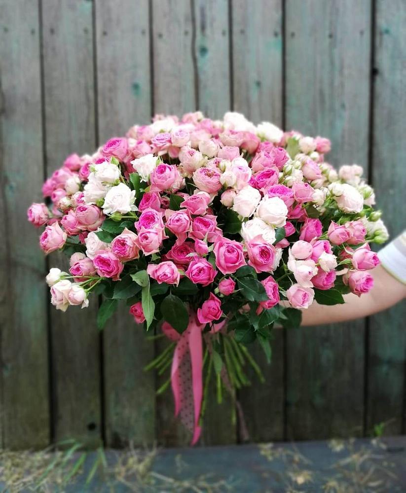 Букет Розовые кустовые розы Натали и Лав Лидия в Ельце