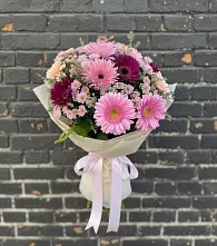 Букет цветов из:  Герберы и Хризантемы #REPLACE_PRED# Ельце