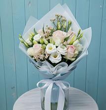 Букет цветов из:  Розы и Лизиантусы в Ельце