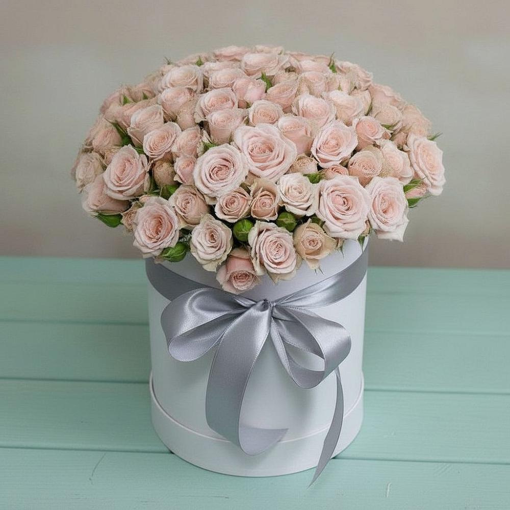 Цветочная композиция из Розы в шляпной коробке в Ельце